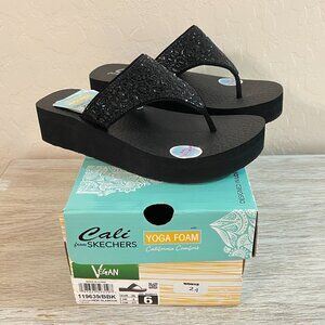 New Skechers Cali Yoga Foam Sandals 6 Black Rhinestones Vinyasa New Glamour NWT
